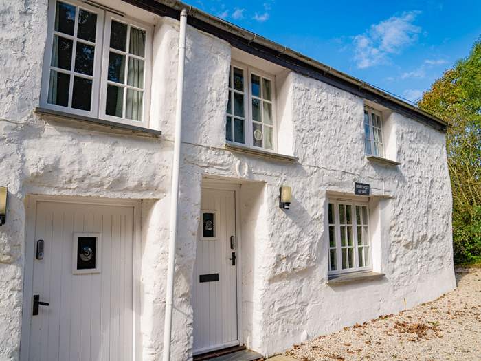 Honeysuckle Cottage, Sleeps 2 in Port Isaac