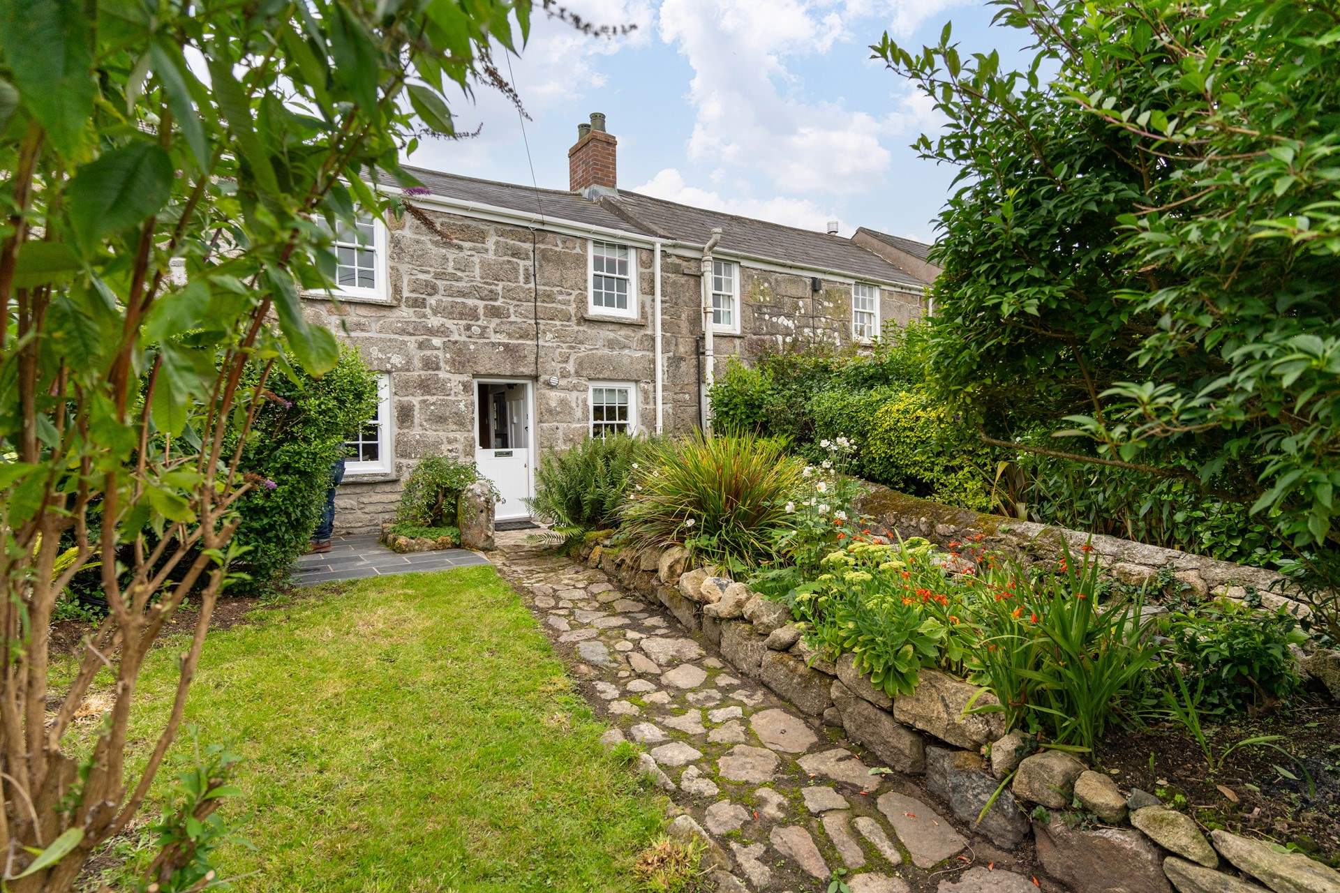 Such a charming home.