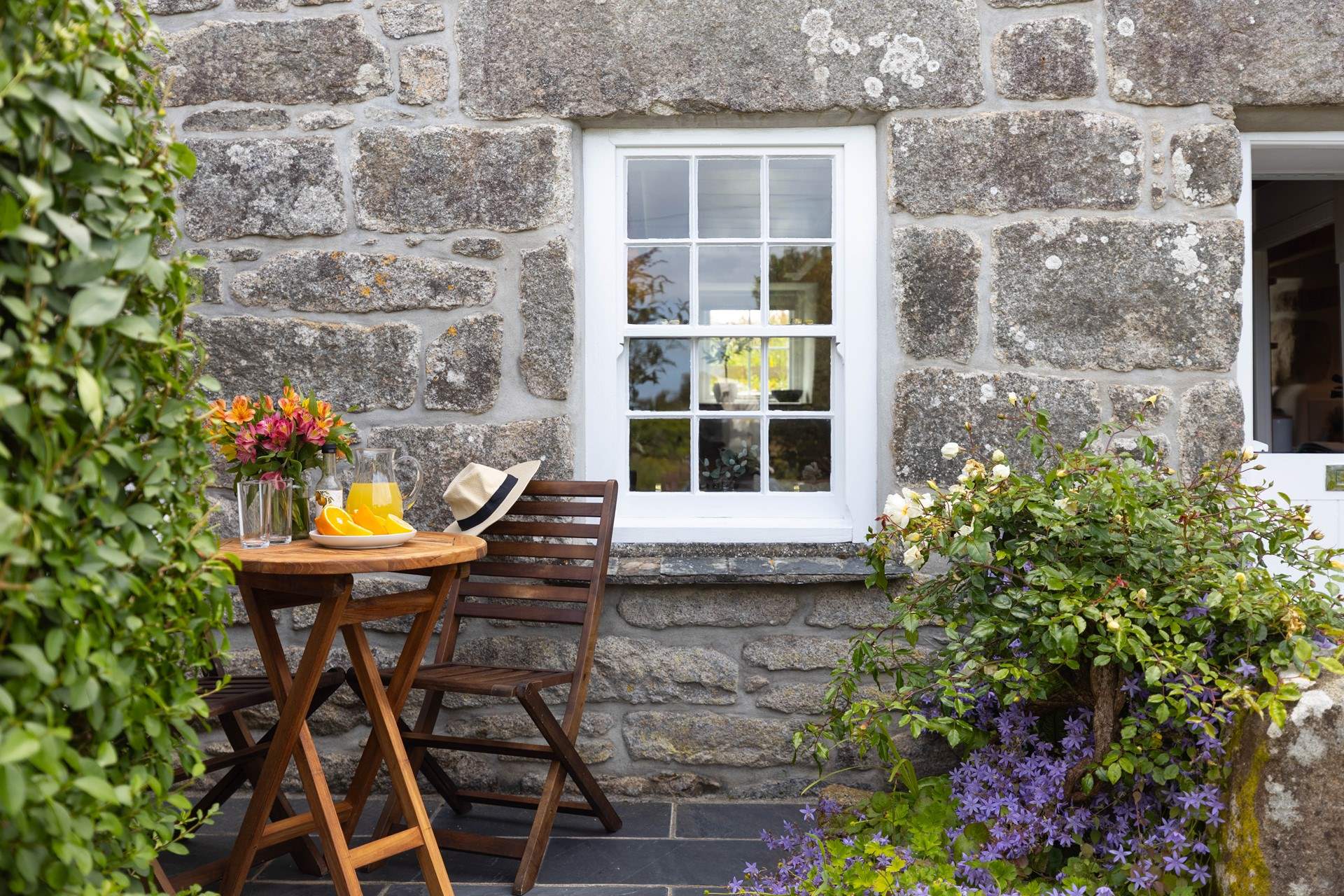 Such a quintessential cottage.