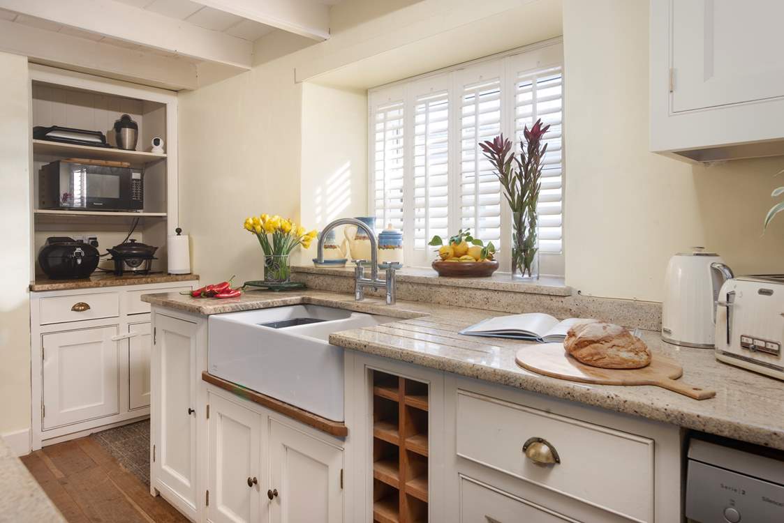 Trebarvah Farmhouse has everything you could possibly wish for in your home away from home.