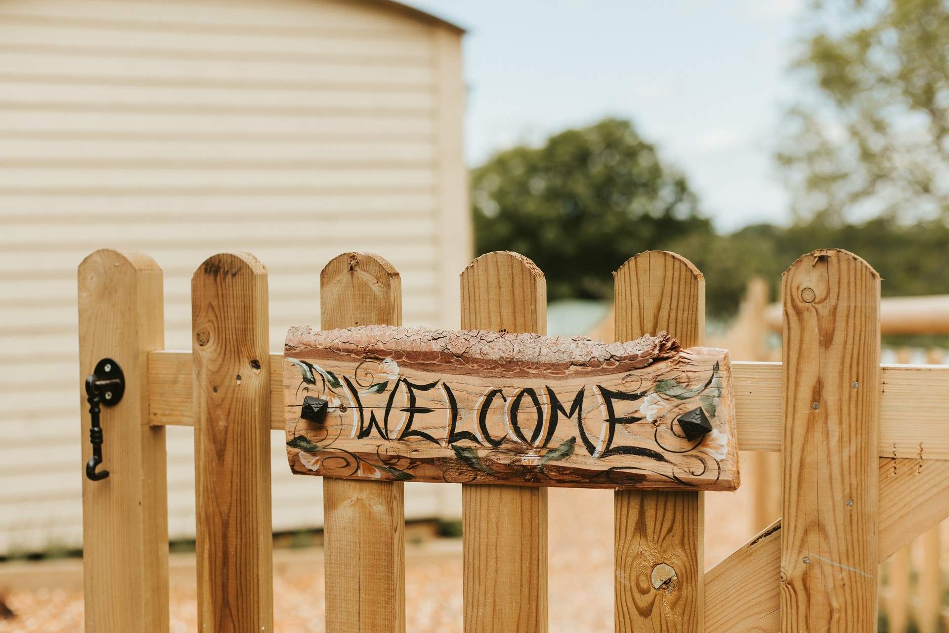 There are cute features throughout this hut.