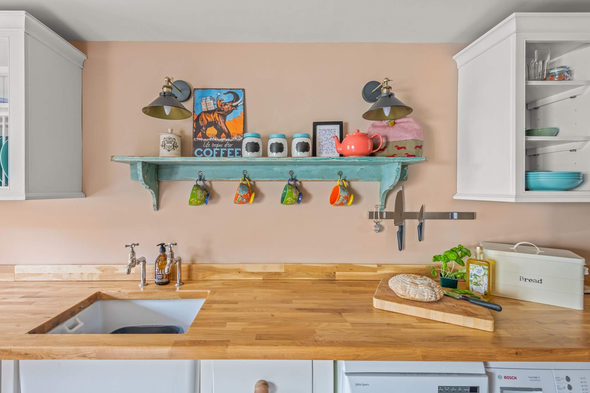 Even the washing-up space is delightful.