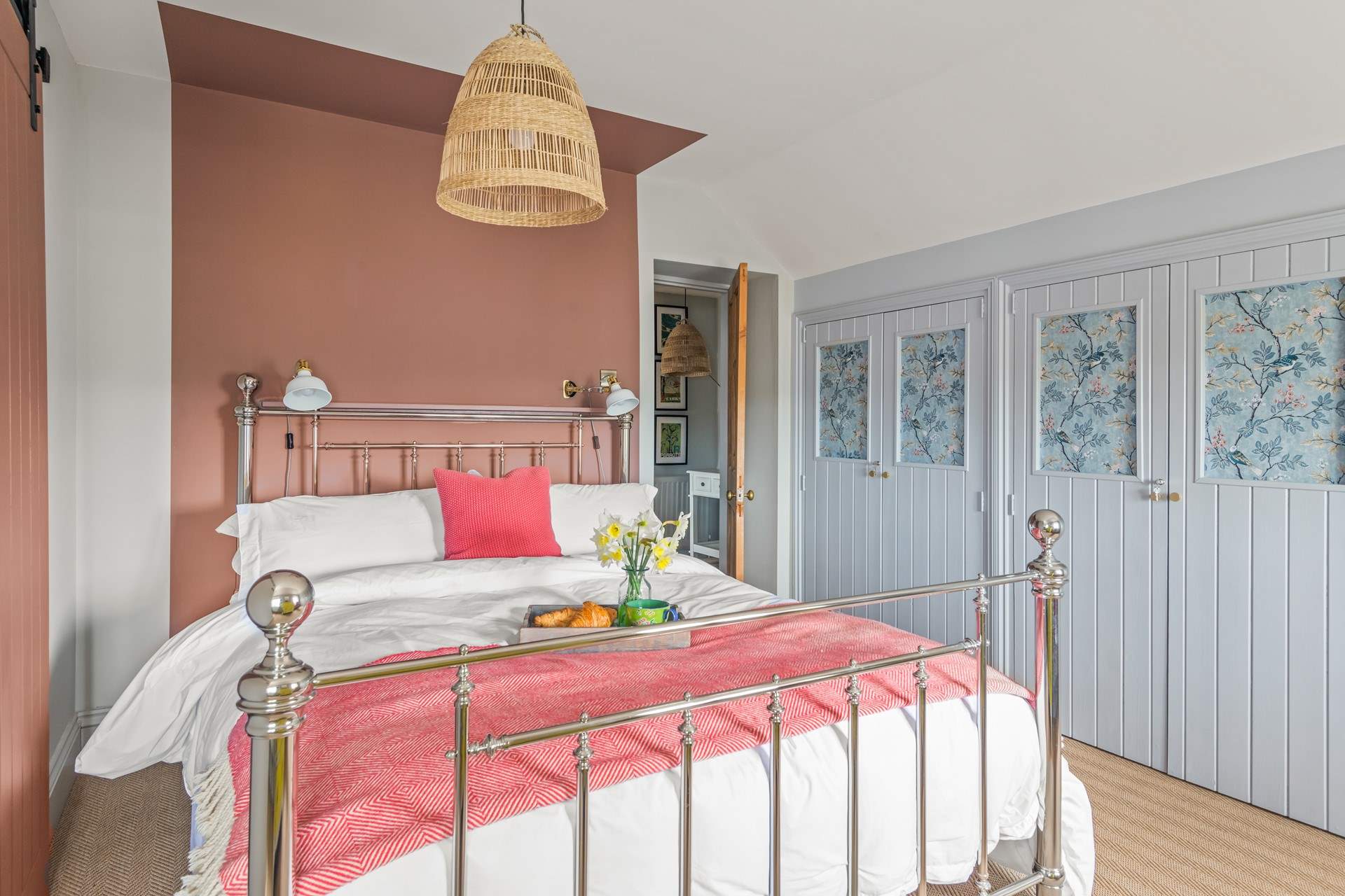 Looking back into the hallway landing..