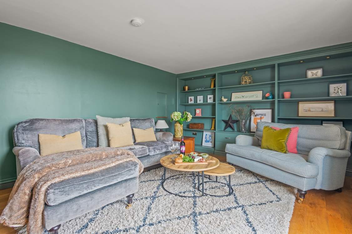 So much comfy seating available.