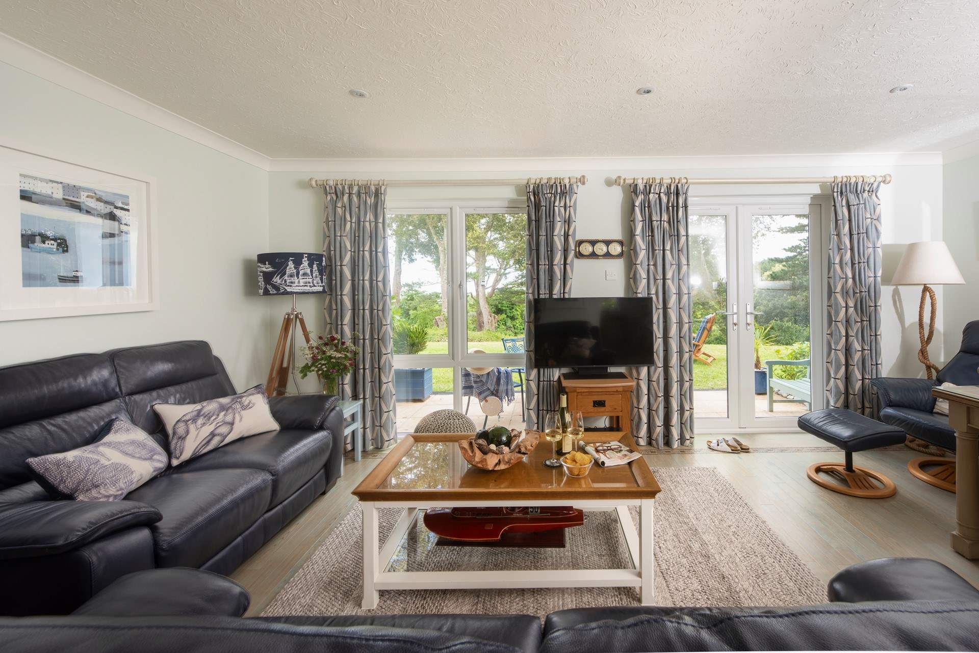 Sit back and relax on the sofas after a day on the beach.