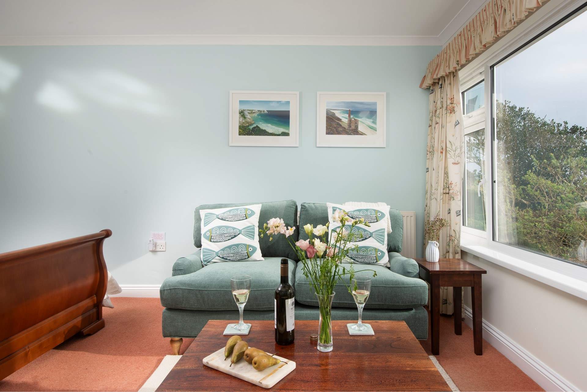 Share a bottle of wine enjoying the view. 