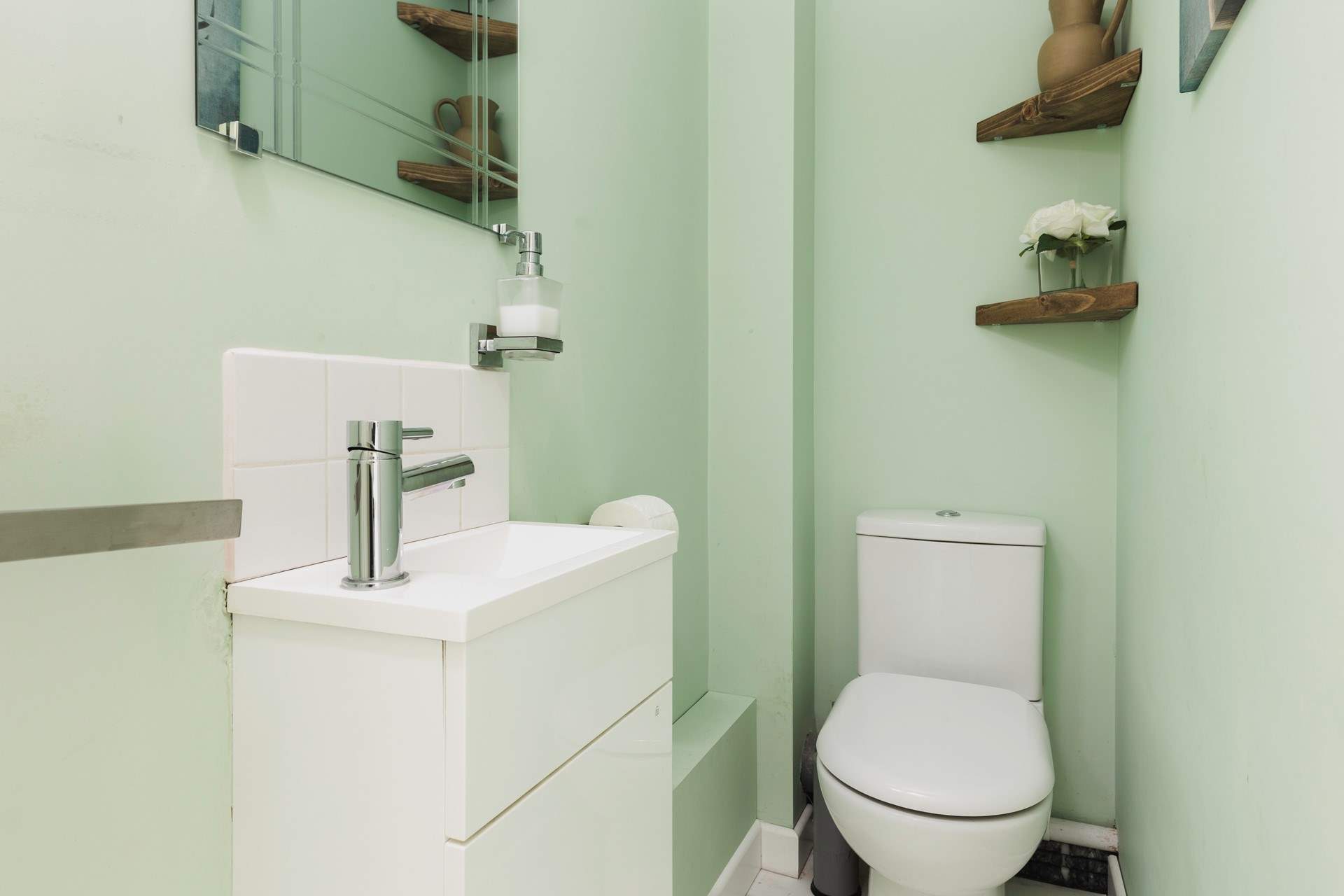 The ground floor WC.