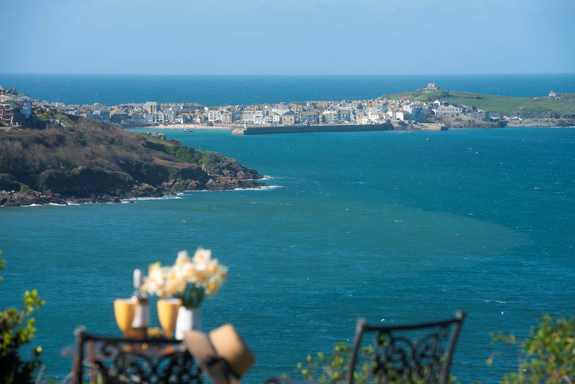The views from this apartment will make great holiday memories with St Ives in the distance. 