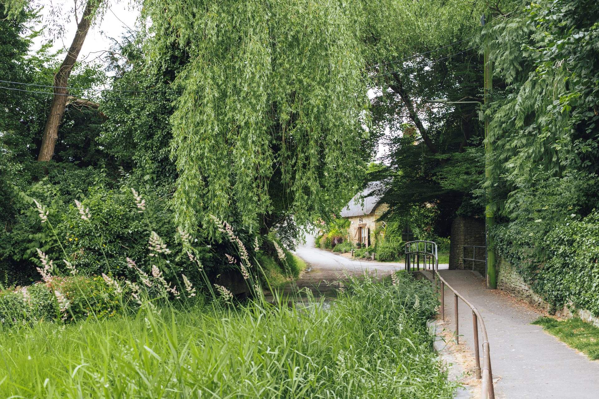 Such a beautiful setting!