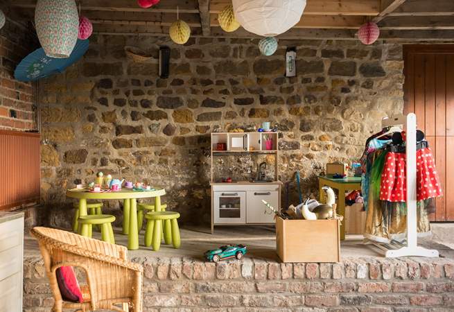 Games, dressing up, pretend play, it's all in the playbarn.