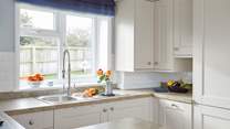 The well-equipped kitchen.