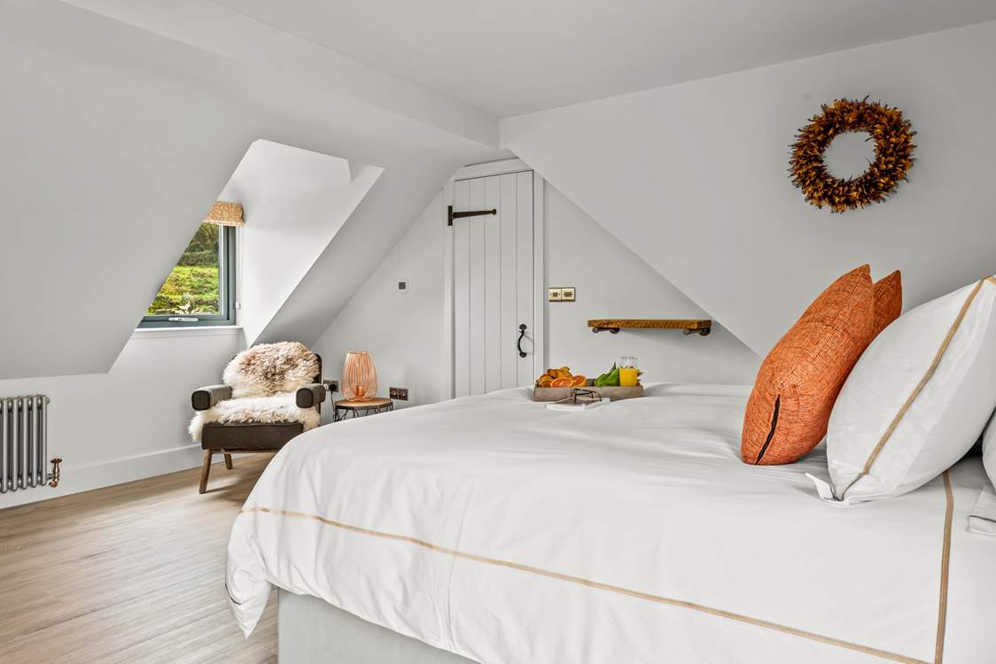 There's a beautiful king-size bed with fabulous views to wake up to in the morning.