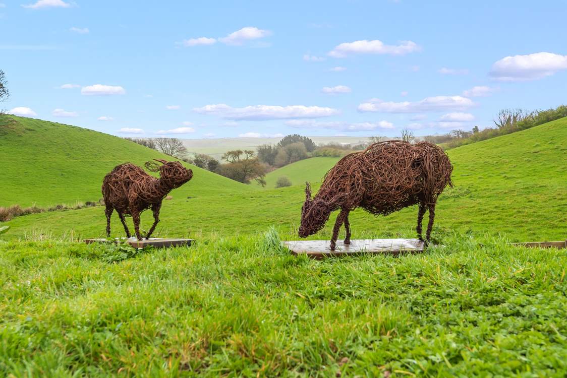 Even the grounds of Higher Dinnicombe are thoughtfully and tastefully decorated, adding character and charm at every turn.