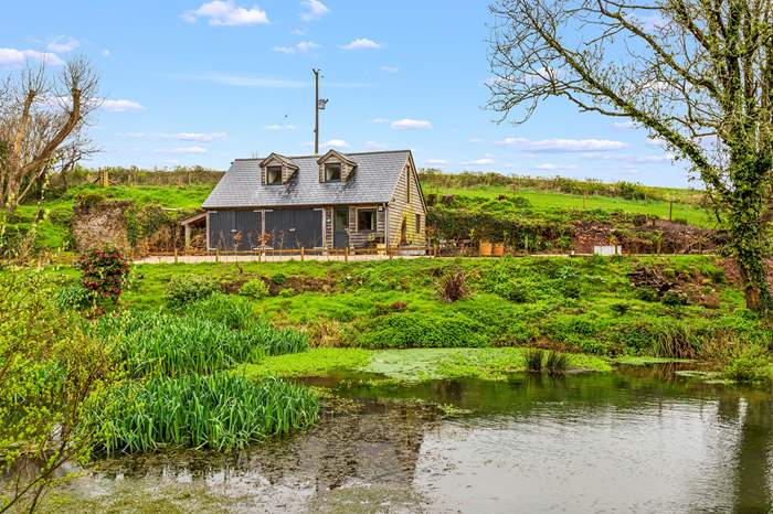 The Shepherds Rest is a 1 bedroom self catering cottage near Dartmouth, South Devon.
