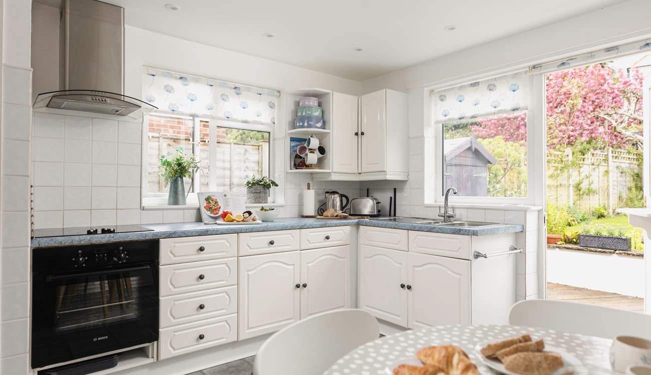 Soak up the view in to the garden.