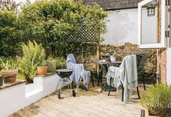 Summer evenings are waiting for you.