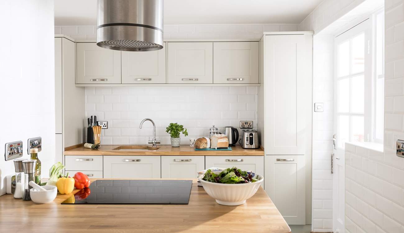 The perfect sunny kitchen for whipping up a treat.