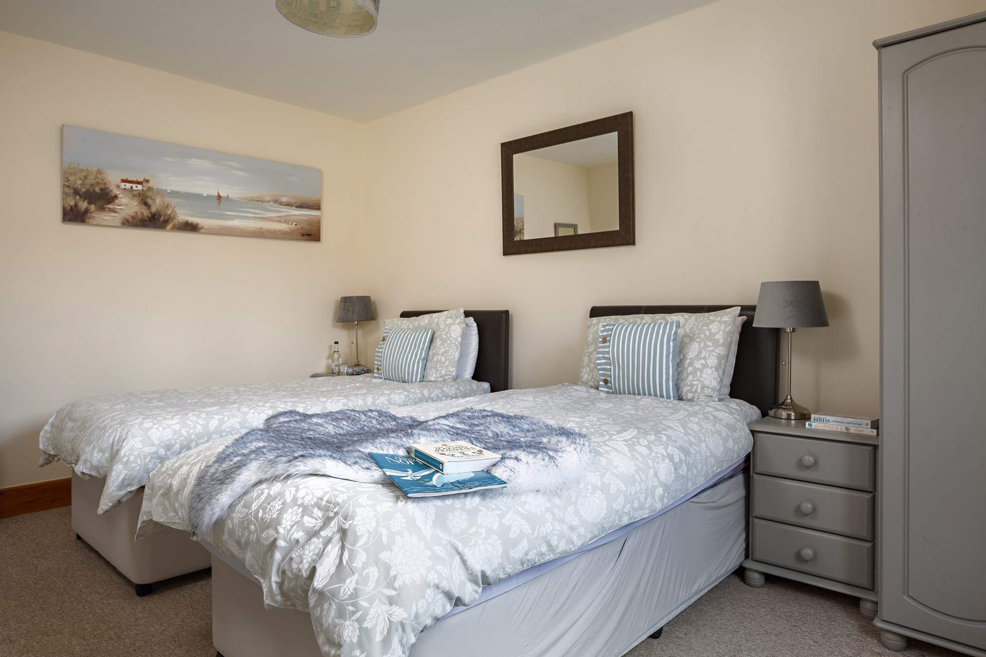 A relaxing twin bedroom for adults or children.