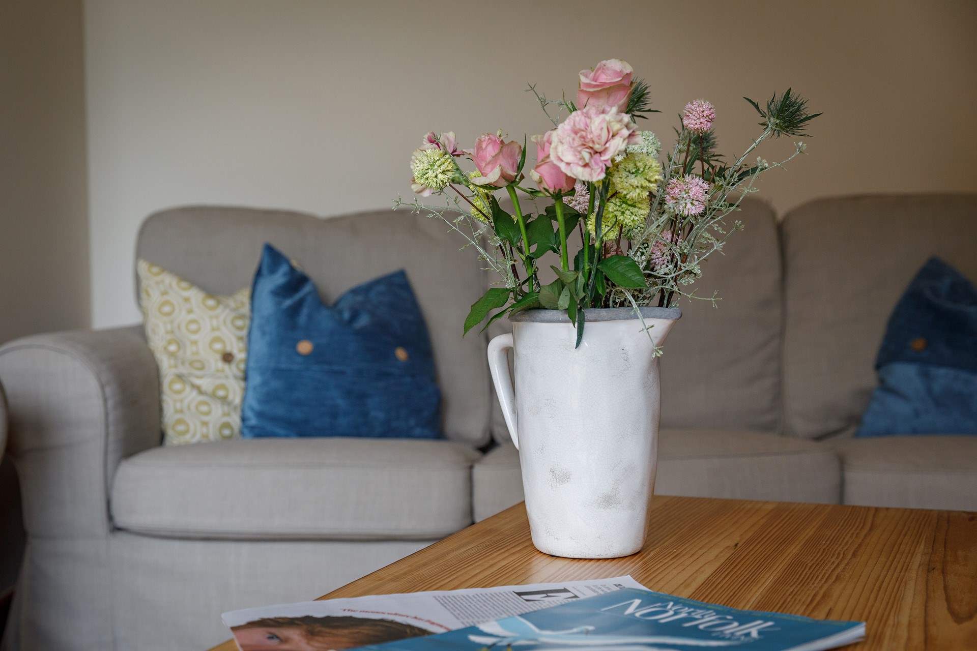 Relax back on the comfy sofas and catch up with friends.