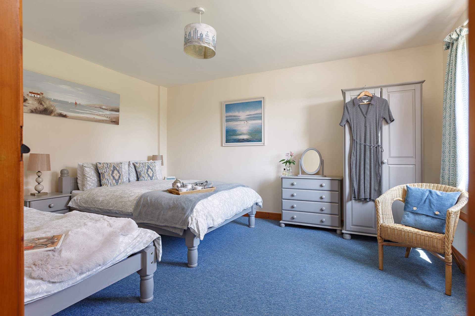 Double/family room with space for a cot.