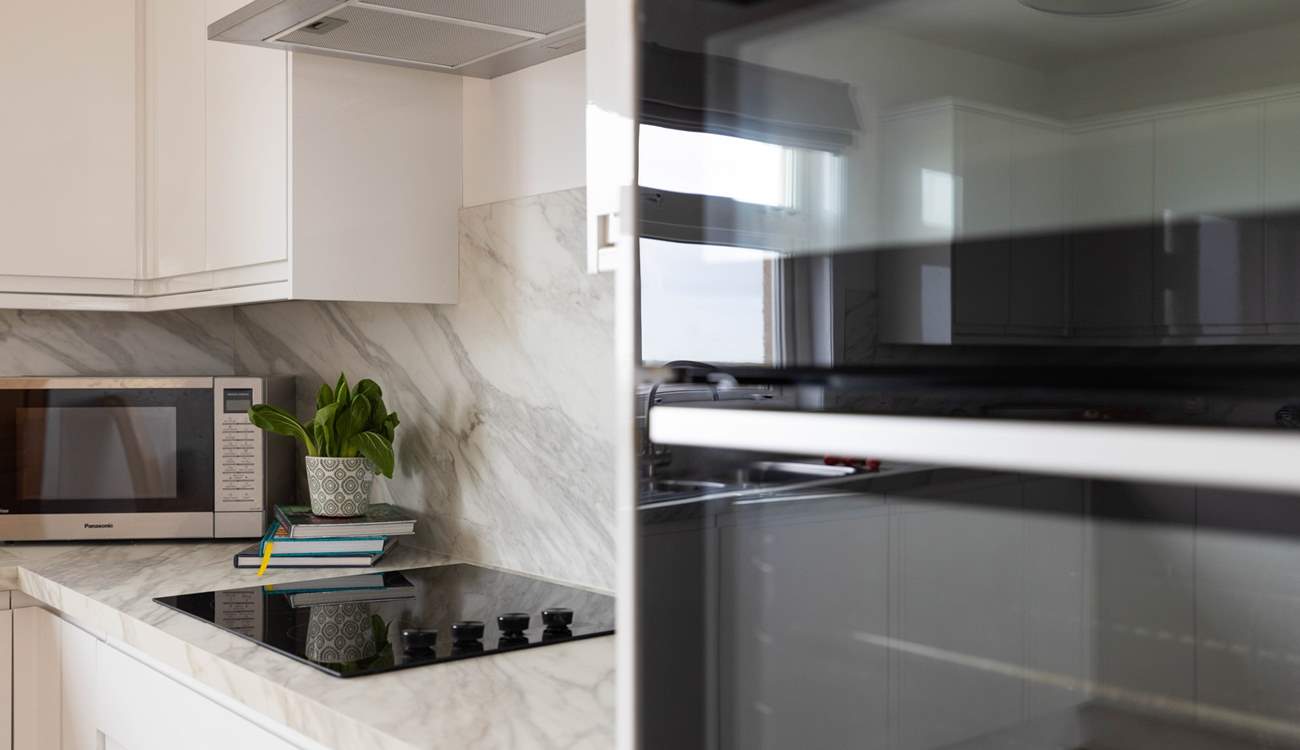 Enjoy all the modern amenities of this Hebridean kitchen. 