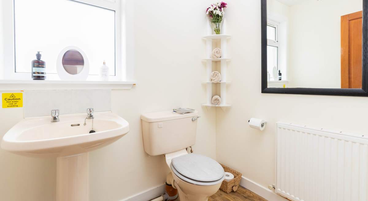 The modern downstairs cloakroom.