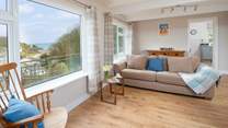 Take in the heavenly views from gorgeous Pen yr Onen. 
