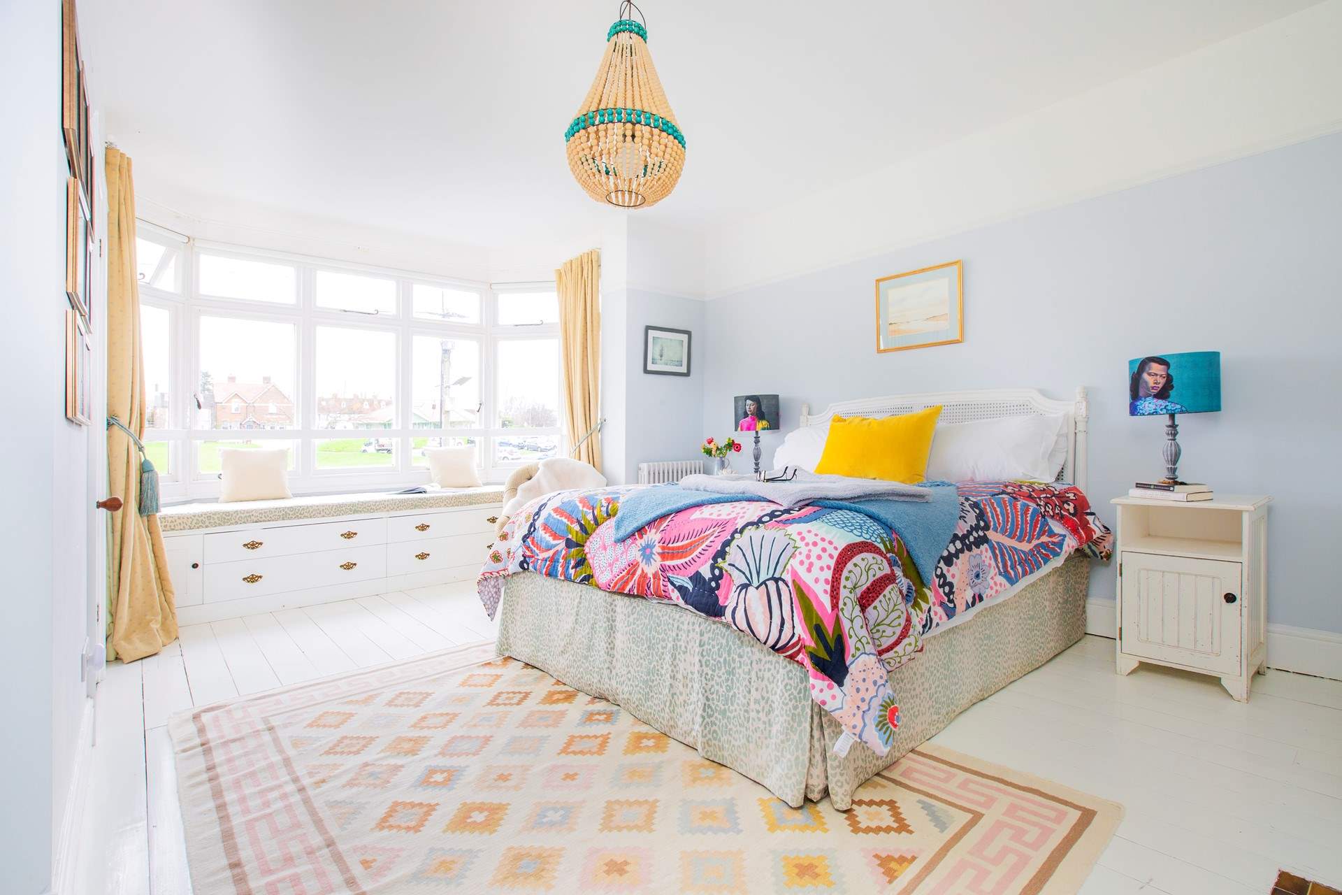 This beautiful home-from-home has been finished thoughtfully by the owners.