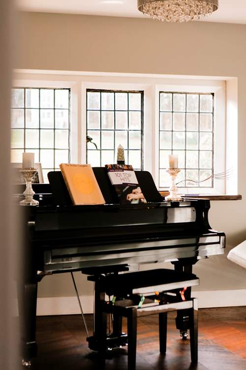 Piano players will be in their element here.