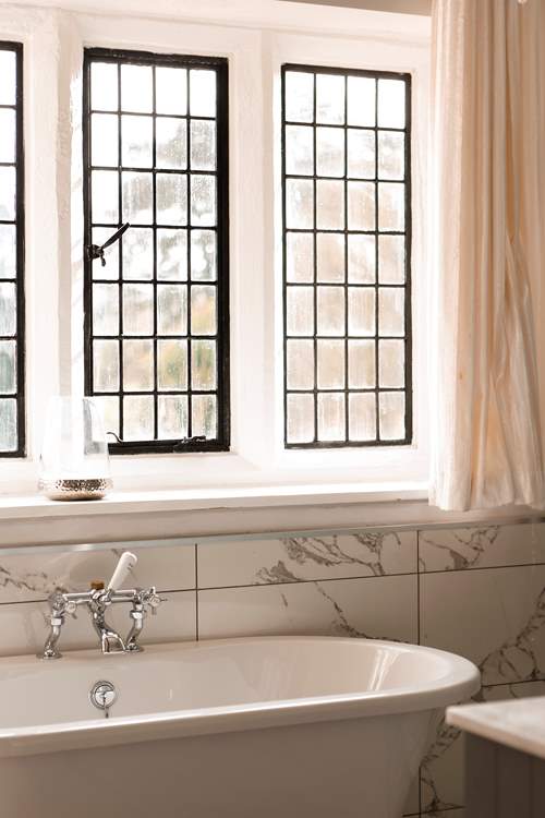 What a stunning room.