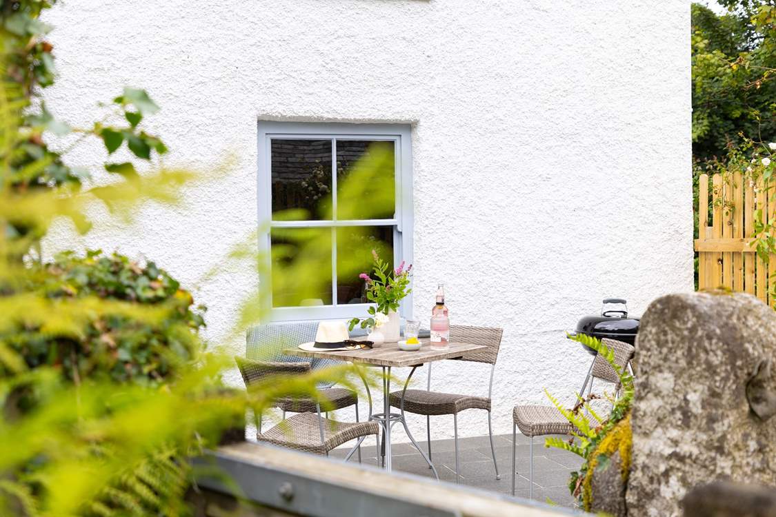 A peaceful spot to have some lunch.