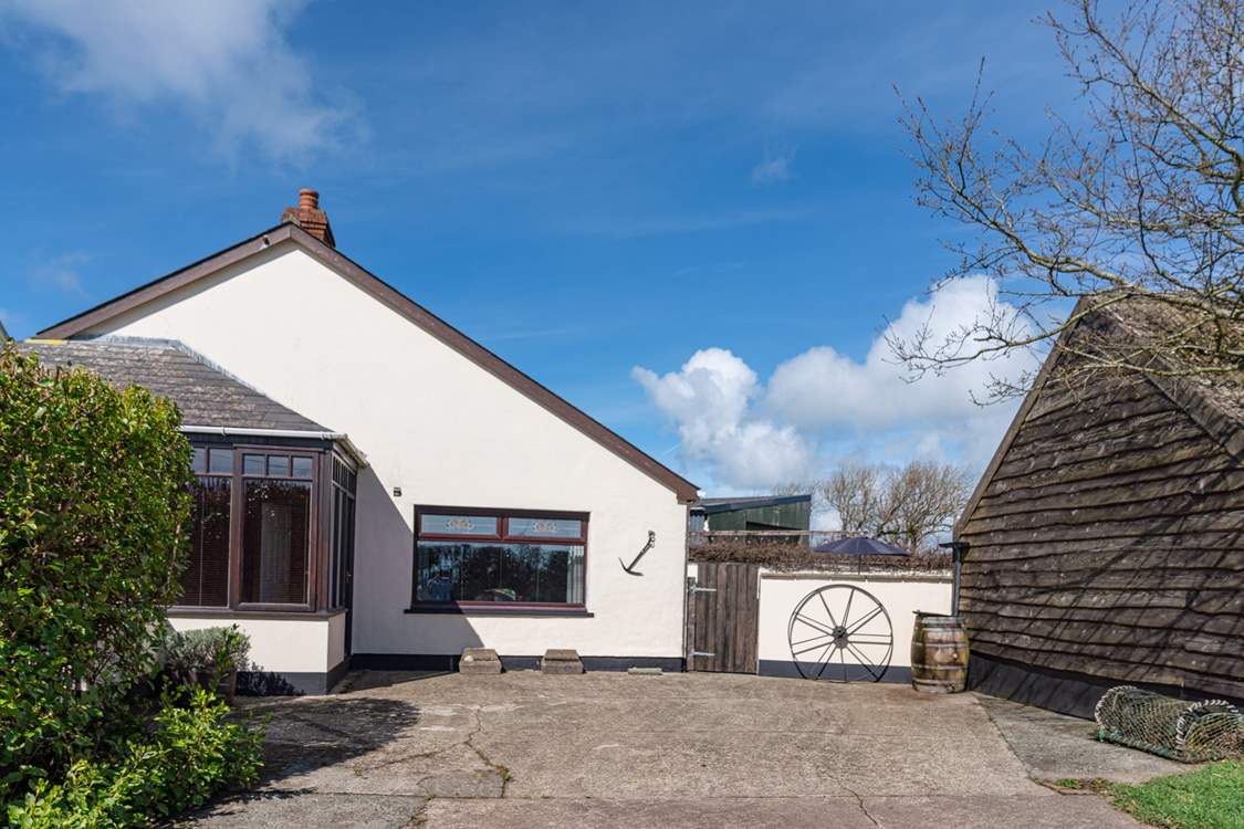 Jump into the hot tub or the nearby sea. St Brides Cottage has it all.