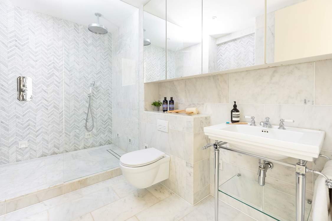 This double height shower-room is pure luxury and would not look out of place in a high end boutique hotel.