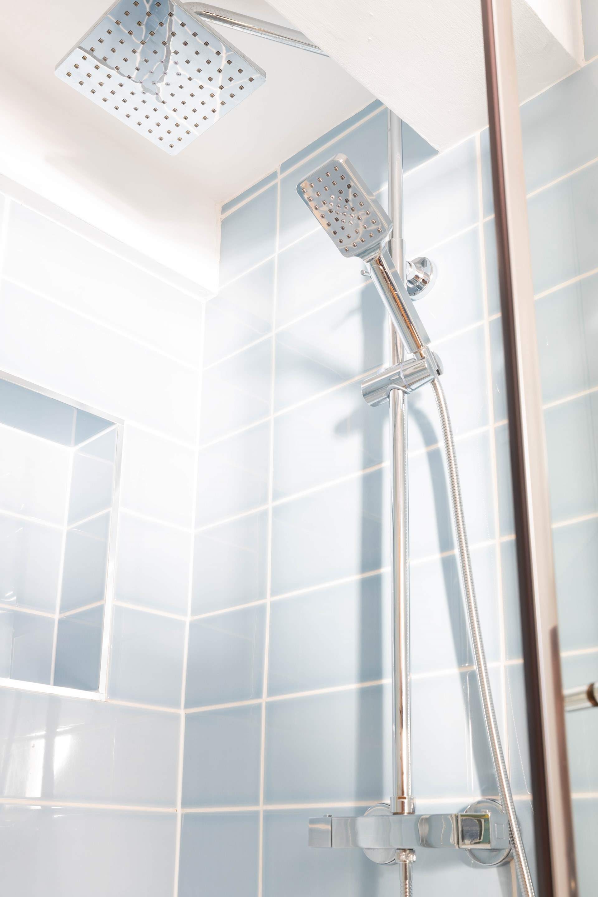 Time for a good soak after a day exploring. 