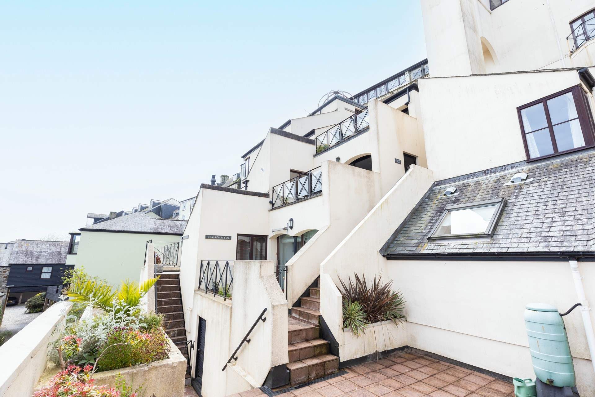 Aggetts Dawn is the middle property - it has fantastic views from this elevated position. 