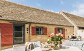 Weighbridge End is the first half of this lovely old farm building with parking to the side. - Thumbnail Image