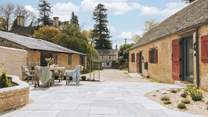 Looking back towards the parking area and the quiet lane beyond.