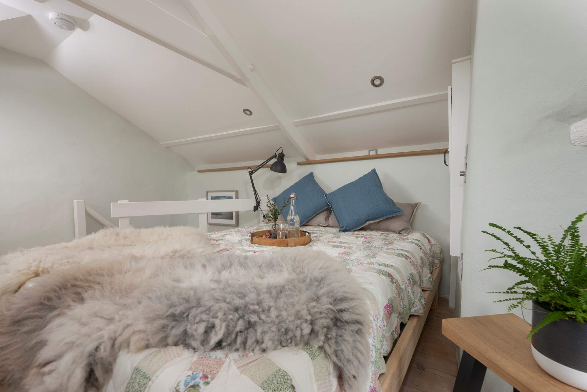 You will soon drop off in the land of nod in the loft-style bed.
