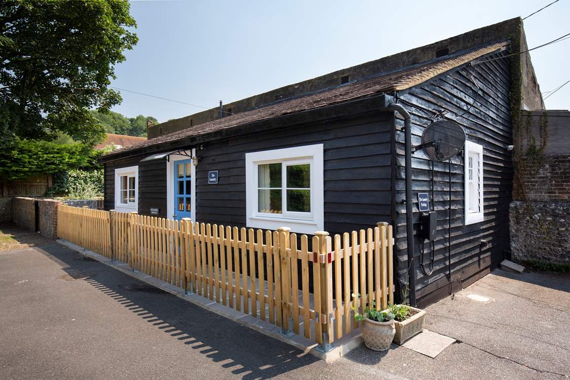 Situated in the beautiful village of Jevington, perfect for exploring the South Downs National Park.
