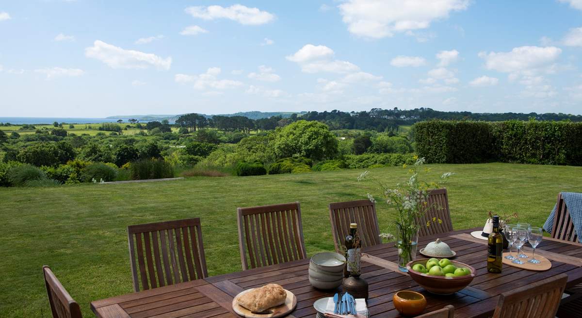 Enjoy meals al fresco with that very special backdrop.