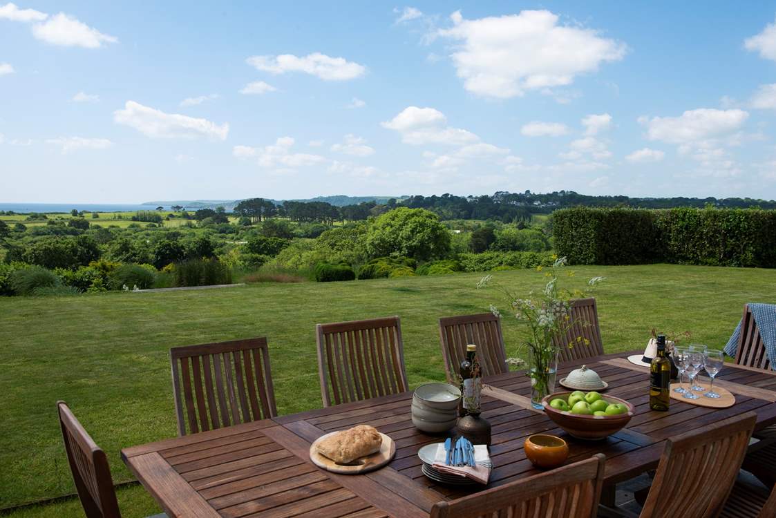 Enjoy meals al fresco with that very special backdrop.