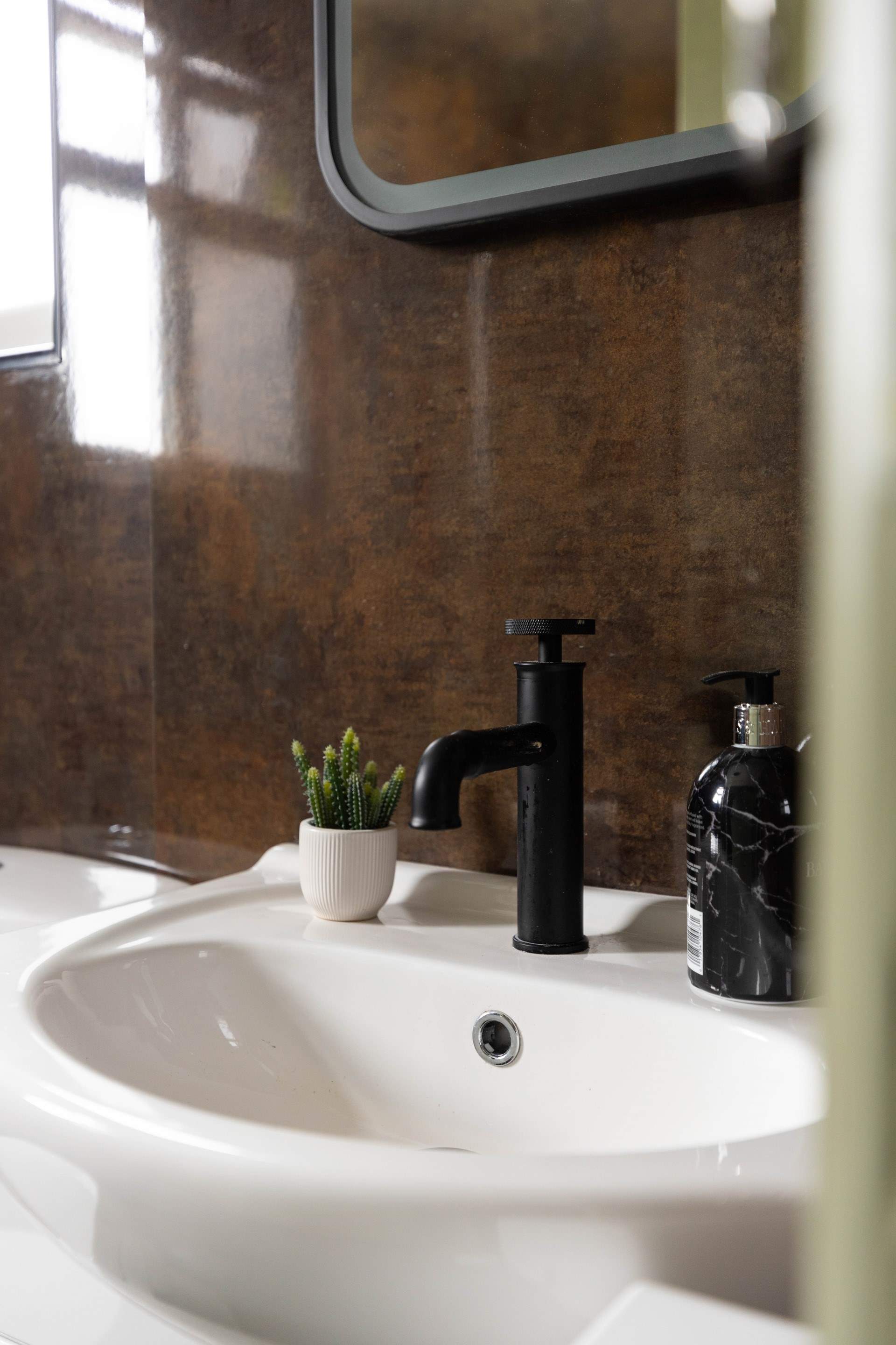 Beautiful fixtures and fittings.