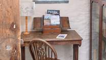 A little nook for writers, readers and dreamers. 