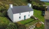 This enchanting Pembrokeshire cottage has far-reaching sea views. - Thumbnail Image