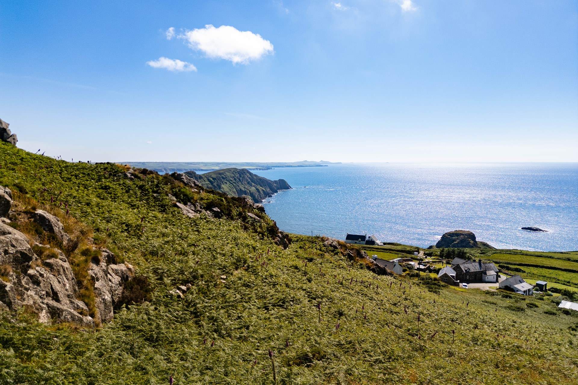 Nestling in a  spectacular, cliff top location. 