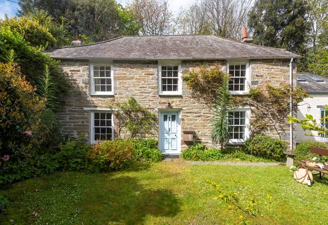 Welcome to Grove Cottage. 