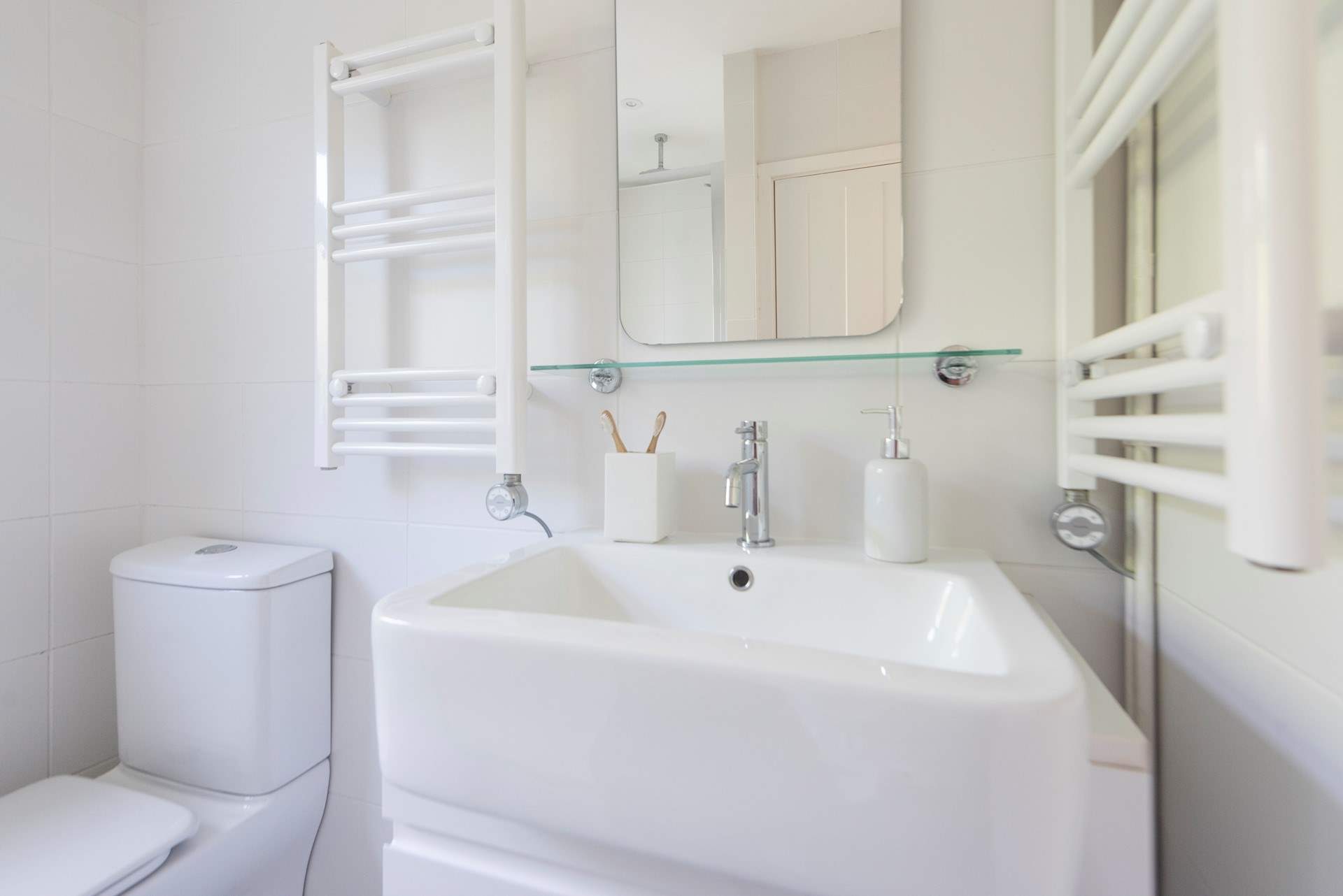 With heated towel rails, perfect after a day at the beach. 