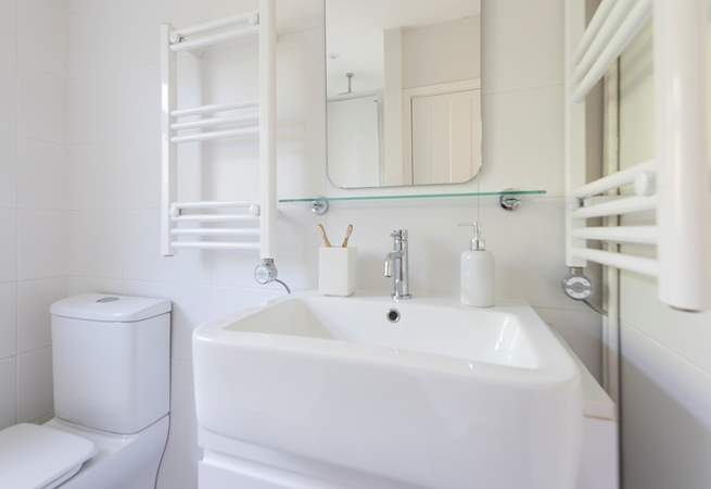 With heated towel rails, perfect after a day at the beach. 