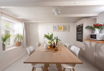 The kitchen/diner is the perfect place for sociable dining. 