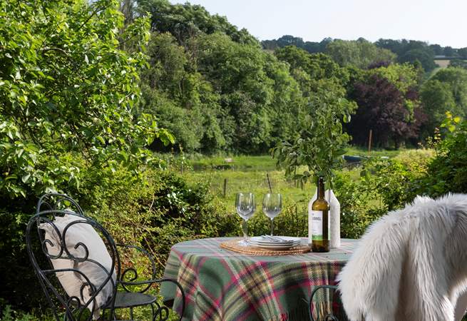 Meals al fresco style are a must at Tidal Waters.
